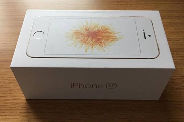 iPhone SE Memberi Ketakutan Pada Para Vendor Android iPhone SE Memberi Ketakutan Pada Para Vendor Android