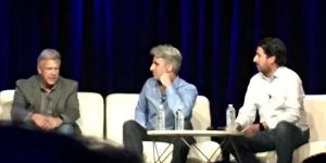 Phil Schiller dan Craig Federighi Bicarakan Kelebihan iMessage di iOS 10