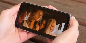 3 Aplikasi Nonton film di iPhone (Sub Indo)